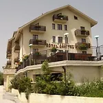 Cristal Ξενοδοχείο