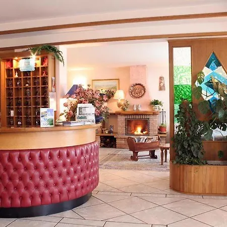Cristal Hotel 4*